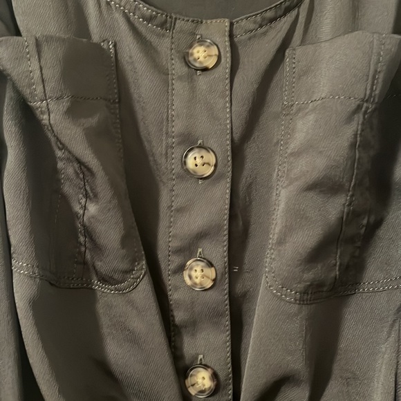 Like new Express Romper Army Green - Picture 3 of 5